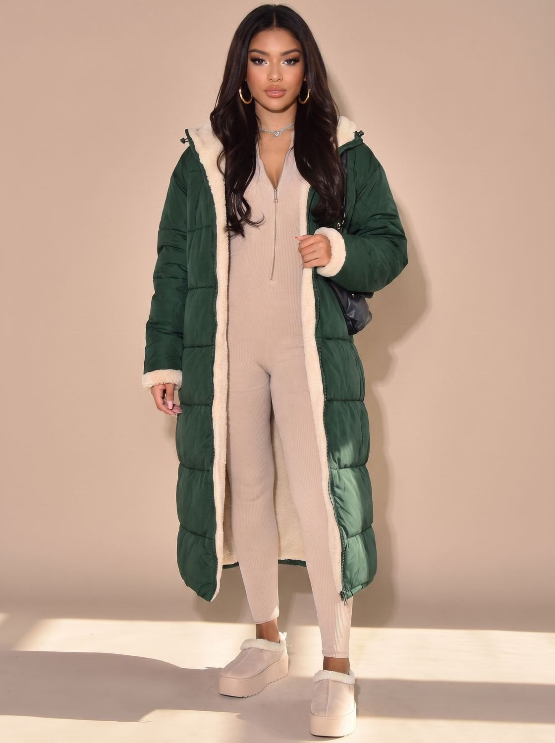 Women's Longline Oversized Fleece-Lined Quilted Puffer Coat in Green - view 3