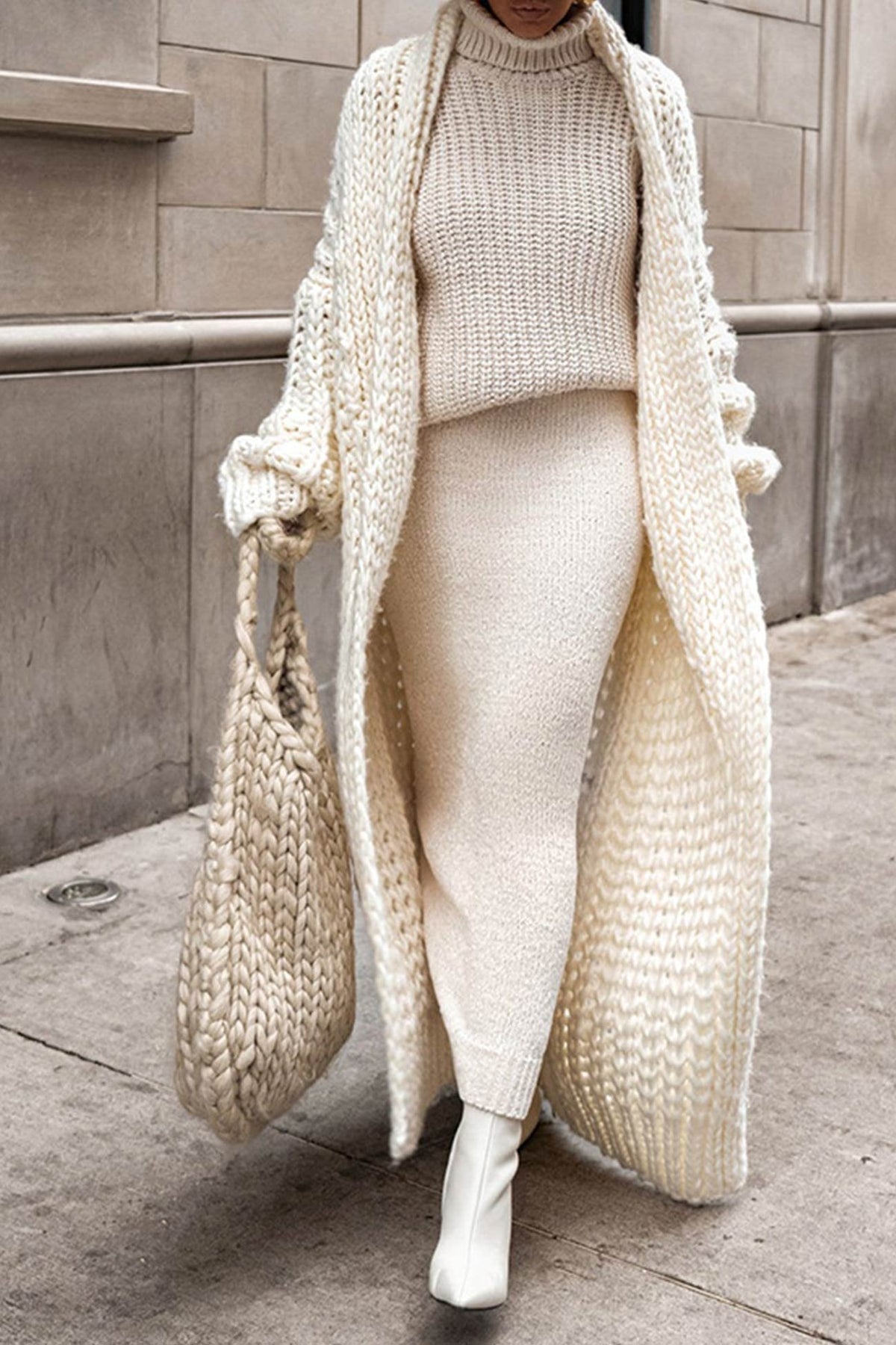 Women's Chunky-Knit Longline Cardigan with Pockets in Beige - view 3