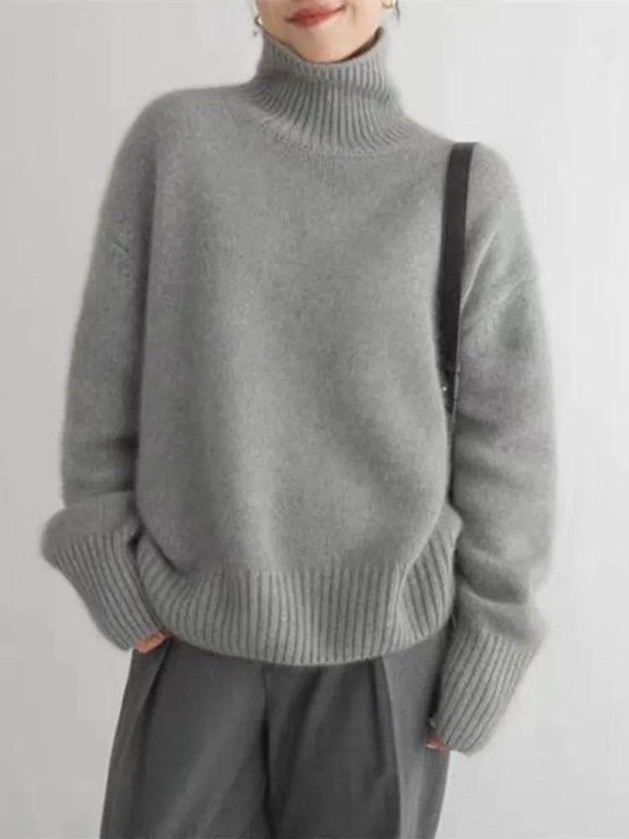 Women's Relaxed-Fit Turtleneck Sweater in Gray - view 4